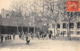 60-BEAUVAIS- INSTITUTION DU SAINT-ESPRIT - LA COUR - Beauvais