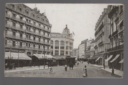 CPA - 38 - N°1502 - Grenoble - La Rue Félix Poulat - Petite Animation - Non Circulée - Grenoble