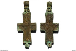 Croix Reliquaire Byzantine Médiévale En Bronze - Bronces