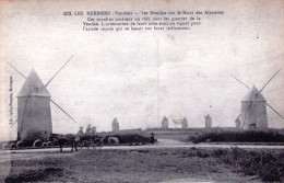 85 - Vendée - LES HERBIERS - Les Moulins Sur Le Mont Des Alouettes - Les Herbiers