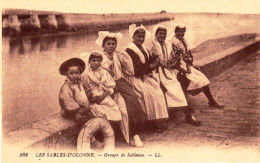 85 - Vendée - Les SABLES D'OLONNE - Groupe De Sablaises - Sables D'Olonne