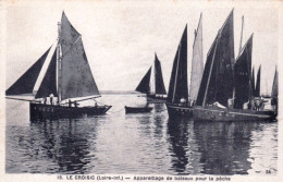 44 - Loire Atlantique -  LE CROISIC - Appareillage De Bateaux Pour La Peche - Le Croisic