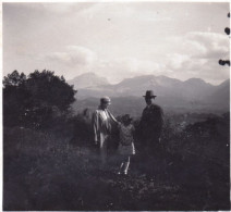 Photo Originale - Année 1928 -  Chaine De BELLEDONNE ( Isere ) Chateau De Caramagne - Places