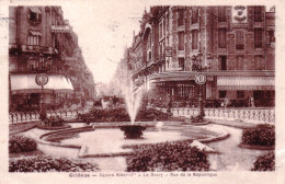 45 - Loiret -  ORLEANS - Square Albert 1er - Le Berry - Rue De La Republique - Orleans