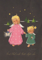 ANGEL CHRISTMAS Holidays Vintage Postcard CPSM #PAH940.GB - Angeles