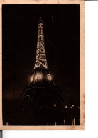 21.  PARIS LA NUIT. - La Tour EIFFEL.  Publicité CITROEN.      BON ETAT.    Voir 2 SCANS - Tour Eiffel