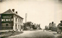 ROUGEMONTIERS Route Nationale Et Le Tabac - SM - Autres & Non Classés