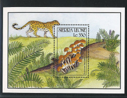 Sierra Leone** Bloc 139 - Champignons (Cl 2 -p.49) - - Hongos