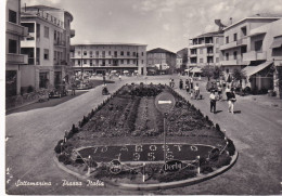 Cartolina Sottomarina ( Venezia - Chioggia ) Piazza Italia - Venetië (Venice)