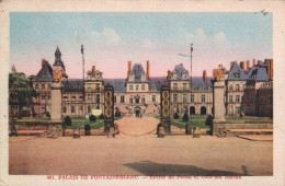 Palais De Fontainebleau - Fontainebleau