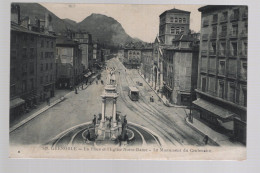 CPA - 38 - N°149 - Grenoble - La Place Et L'Eglise Notre-Dame - Le Monument Du Centenaire - Non Circulée - Grenoble