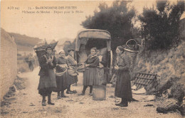 14-SAINTE-HONORINE-DES-PERTES- PÊCHEUSES DE MOULES DEPART POUR LA PÊCHE - Autres & Non Classés