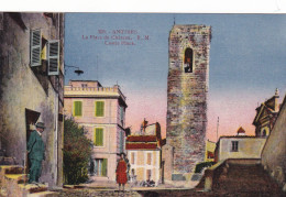 ANTIBES - La Place Du Château - Antibes - Altstadt