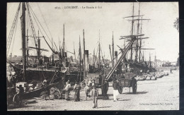 Lorient - 2 CPA : Le Bassin à Flot . Circulée 1924; Le Port De Commerce, Circ. 1930 - Lorient