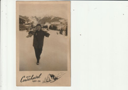 Photo 1957-58 Courchevel 73 - Station De Ski - Femme Portant Les Skis (dessin De Skieur) - Places