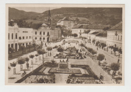 Romania - Hunedoara Deva - Piata Unirii Markt Market Place Square - Soviet Monument Denkmal Obelique Sculpture - Rumänien