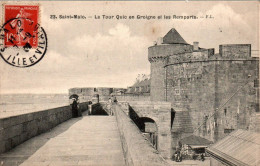 N°3711 W -cpa Saint Malo -la Tour Quic En Groigne Et Les Remparts- - Saint Malo