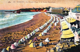 64 - BIARRITZ - La Grande Plage Et Le Casino Municipal - Biarritz