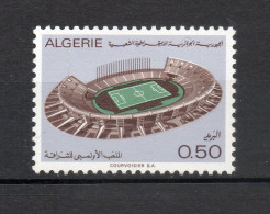 ALGERIE N° 554  NEUF SANS CHARNIERE COTE 1.00€  STADE OLYMPIQUE - Algeria (1962-...)