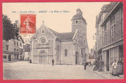 AE33 64  PYRENEES ATLANTIQUES  VALLE D'OSSAU ARUDY LA PLACE DE L'EGLISE - Arudy