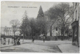 86 CHATELLERAULT (Vienne) Entrée Du Jardin Public -circulé 1916 Edit. Tortinière (animée-Maison Du Garde-commerce) - Chatellerault