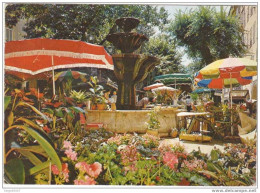 GRASSE - Marché Aux Fleurs Et Fontaine De La Place Aux Aires - 1970 # 47 - Grasse