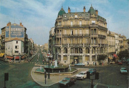 BÉZIERS - Place De La République Et Boulevard Clémenceau - Beziers