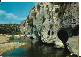 CPSM DE MAZET PLAGE  GROTTES SUR LE CHASSEZAC (BERRIAS DE CASTELJAU ?) - Autres & Non Classés