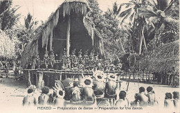 Papua New Guinea - MEKEO - Preparation For The Dance - Publ. Missionnaires Du Sacré Coeur D'Issoudun  - Papua Nueva Guinea