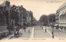 BIARRITZ (64) La Place De La Liberté - Ed. ND Phot. 483 - Biarritz