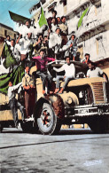 Algérie - Fêtes De L'Indépendance à Alger - Grappe Humaine Sur Tous Les Camions - Ed. Jomone 2032 - Algeri