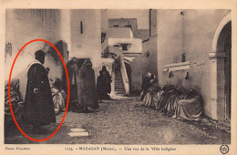 JUDAICA - Maroc - MAZAGAN - Type Juif Dans Une Rue Du Village Indigène - Ed. Flandrin 1125 - Jewish