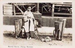 Malaysia - Market Scene (Malay Woman) - REAL PHOTO - Publ. The Federal Rubber Stamp Co.  - Malasia