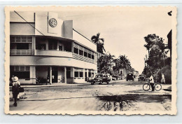 Cameroun - DOUALA - Angle De L'Avenue Général De Gaulle Et Boulevard Poincaré - Ed. R. Pauleau 336 - Kameroen