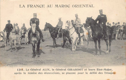 La France Au Maroc Oriental - Les Généraux Alix, Girardot Et Leurs états-major Après La Remise Des Décorations, Se Place - Other & Unclassified