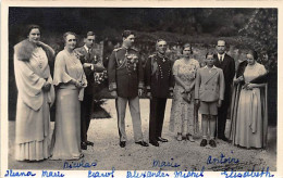 Romania - The Romanian And Yugoslav Royal Families - REAL PHOTO. The Romanian And Yugoslav Royal Families - REAL PHOTO - Romania