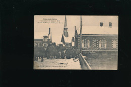 77 Bray-sur-Seine (Mouy) Inondation De Janvier 1910 L'arrivée Des Rescapés De Peugny Et  Neuvry - Cliché Simonet - Bray Sur Seine