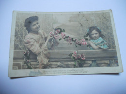 THEMES ENFANTS CARTE COULEUR ANCIENNE DE 1906 NOS MAIN AVEC AMOUR ONT TRESSE LA GIRLANDE FILLE ET FEMME/// EDIT  S P I - Humorvolle Karten