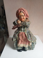 Poupée Ancienne En Porcelaine Boite A Musique Automate Hauteur 31 Cm - Automation