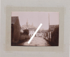 29 PENMARCH 1880/90 - Photo Originale De La Perspective D'une Rue, église Sainte NONA - Lieux