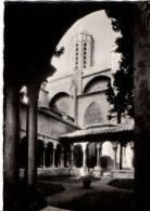 La Cité Du Roy René. 2052.  AIX-EN-PROVENCE. Le Clocher De La Cathédrale... CPSM.      TRES BON ETAT.  Voir 2 SCANS - Aix En Provence