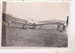 Photo De Particulier 1946 Aérodrome Constantine Avion Français à Identifier  Réf 30844 - Luchtvaart