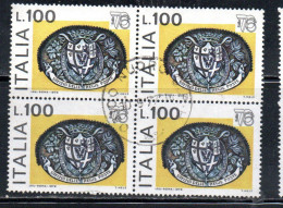 ITALIA REPUBBLICA ITALY REPUBLIC 1976 ESPOSIZIONE MONDIALE FILATELIA STAMP EXPO 76 LIRE 100 QUARTINA BLOCK USATO USED - 1971-80: Gebraucht