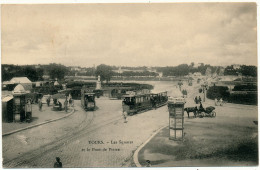 TOURS - Les Squares Et Le Pont De Pierre - Tours