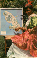 Martinique - Folklore Antillais - Carte Géographique - Femmes - CPM 14 X 9 Cms - Voir Scans Recto-Verso - Autres & Non Classés