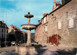 78 - Mantes La Jolie - La Fontaine Renaissance Datant De 1521 Environ - Automobiles - CPM - Voir Scans Recto-Verso - Mantes La Jolie