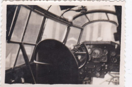 Photo De Particulier Aérodrome Constantine Avion Poste De Pilotage D'un Avion A Identifier Réf 30848 - Luchtvaart