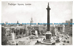 R645225 London. Trafalgar Square. Postcard - Other & Unclassified