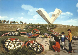 72052598 Kragujevac Sumadija Denkmal Erschossenen Schueler Kragujevac Sumadija - Serbia