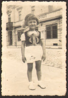 Kid Little  Girl On Street Real Old Photo 6x9 Cm #41156 - Personnes Anonymes
